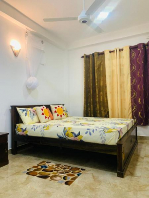 Sri Mali Holiday Home